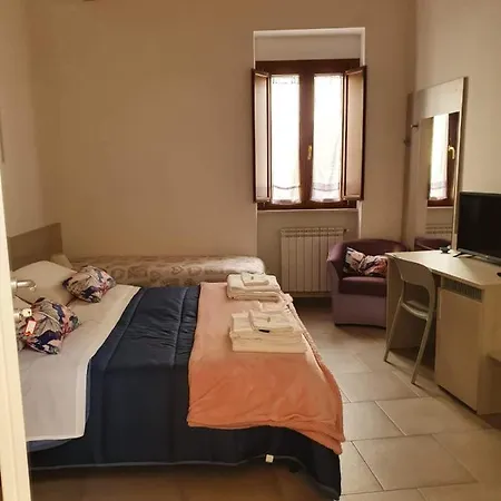 بيت ضيافة Vico Cavaliere ملفي